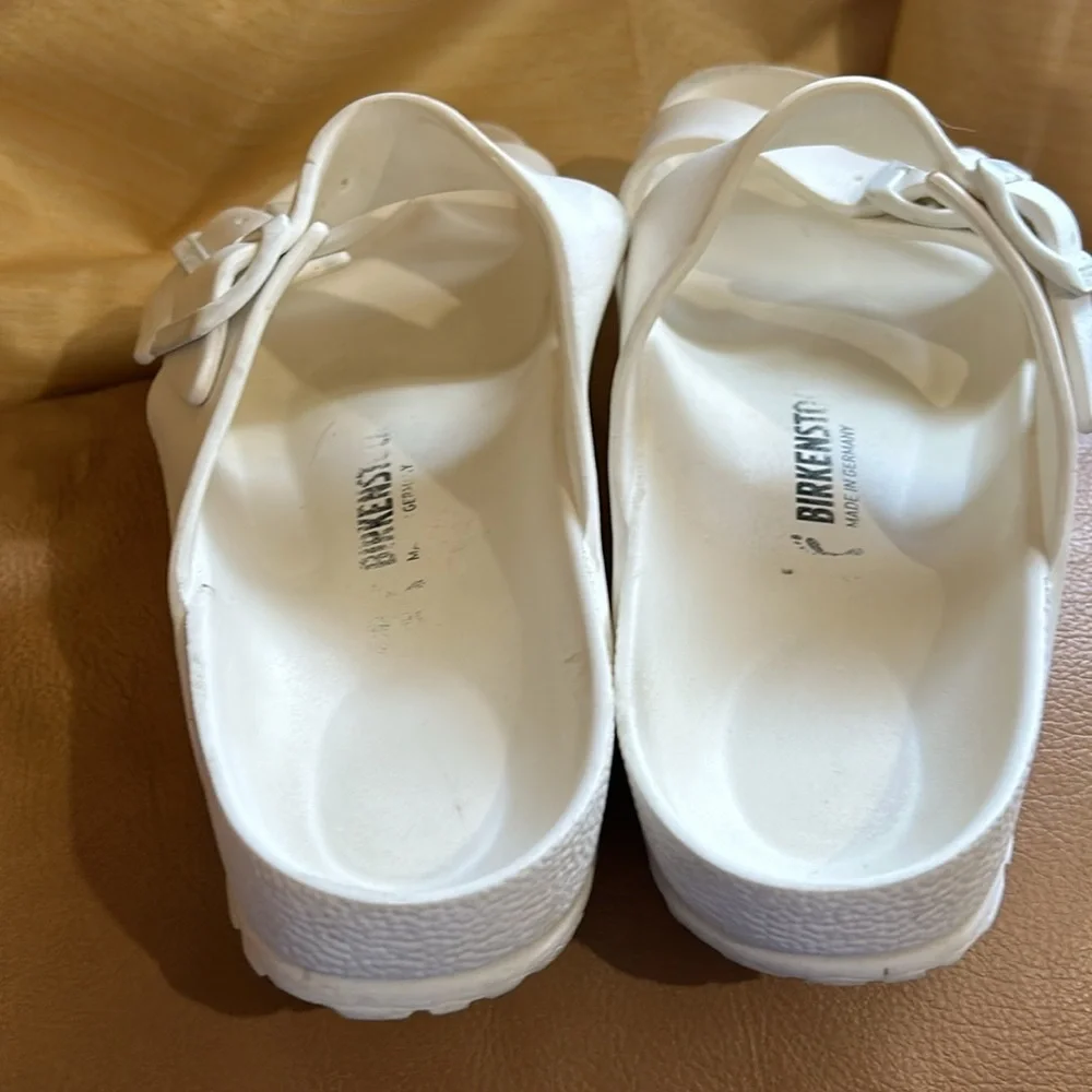 Birkenstock size 10 - Picture 3 of 6